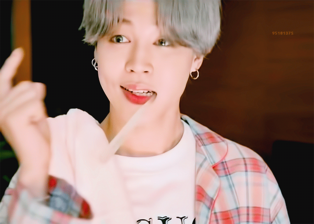 智旻 (防彈少年團)的最新活動照片