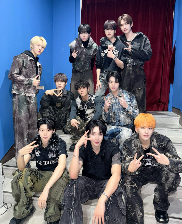 A moment captured by Xikers's fan