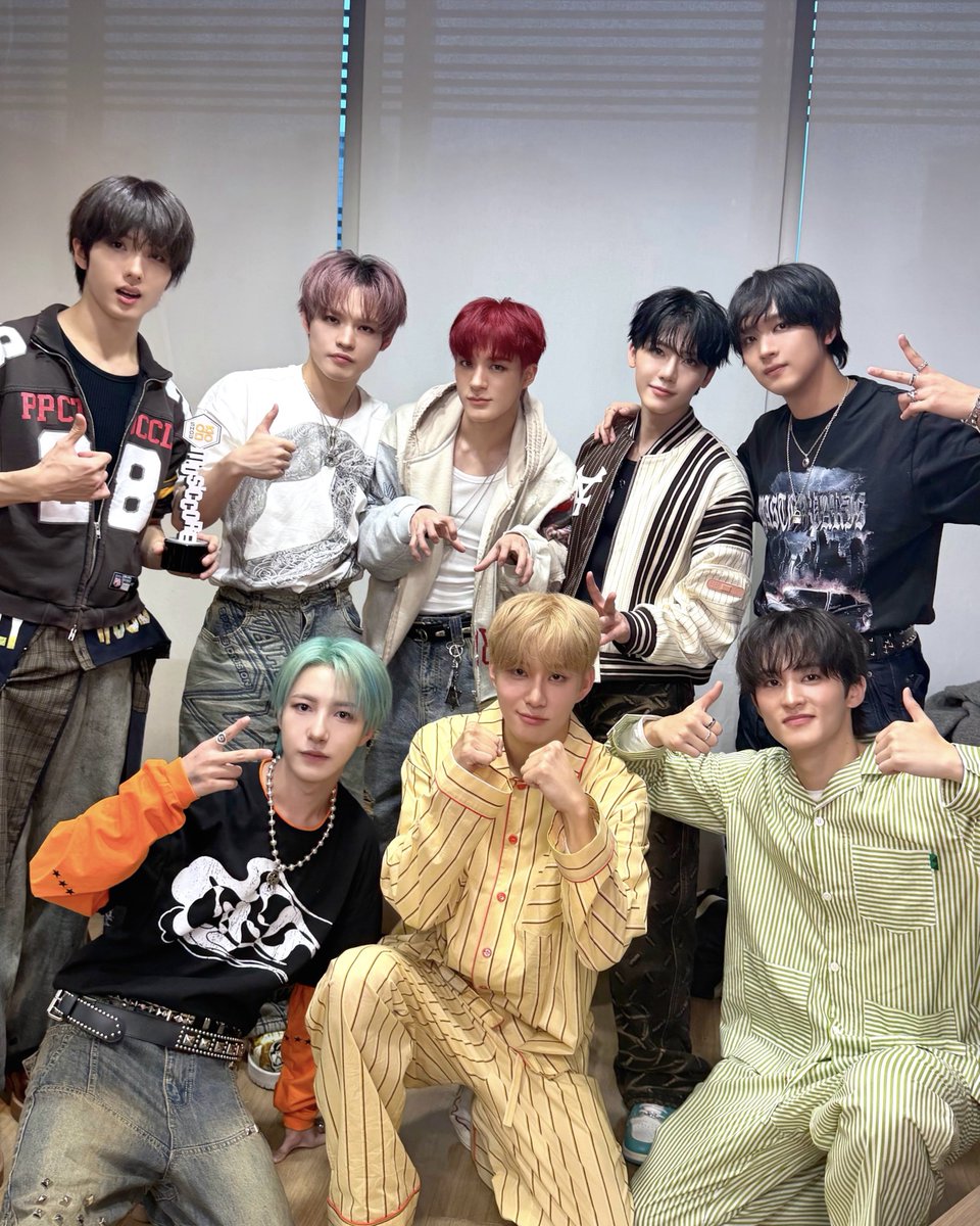 Potret di balik layar NCT