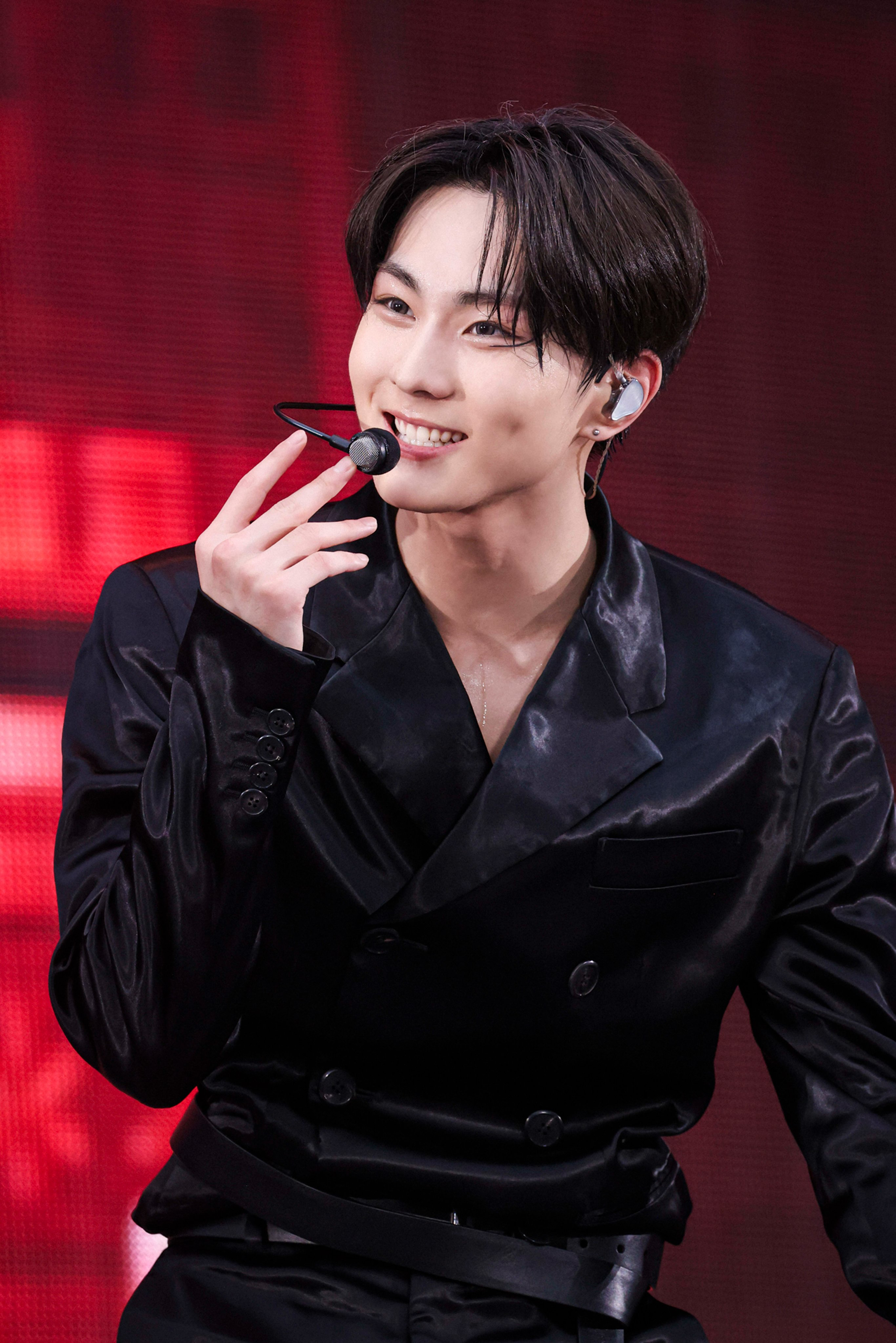 Recent activity shot of Jungwon (ENHYPEN)