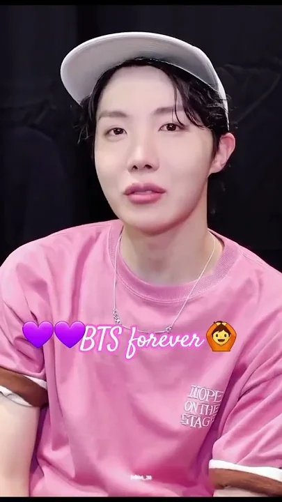 Hot post catching attention from 정국 (방탄소년단)'s fandom