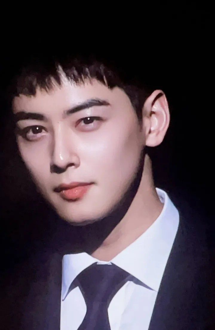 차은우 (아스트로)의 비하인드 컷