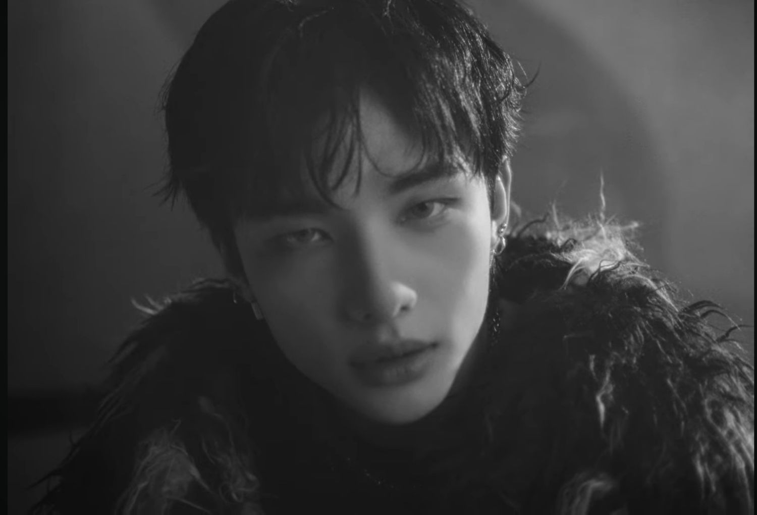 Foto terbaru Hyunjin (Stray Kids)