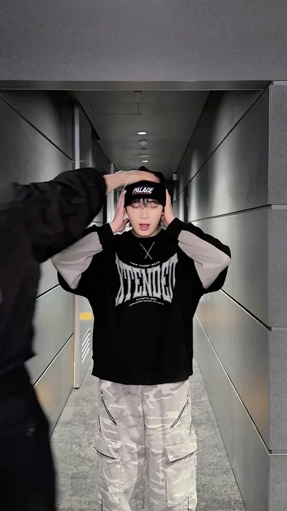 Behind-the-scenes cut of ENHYPEN