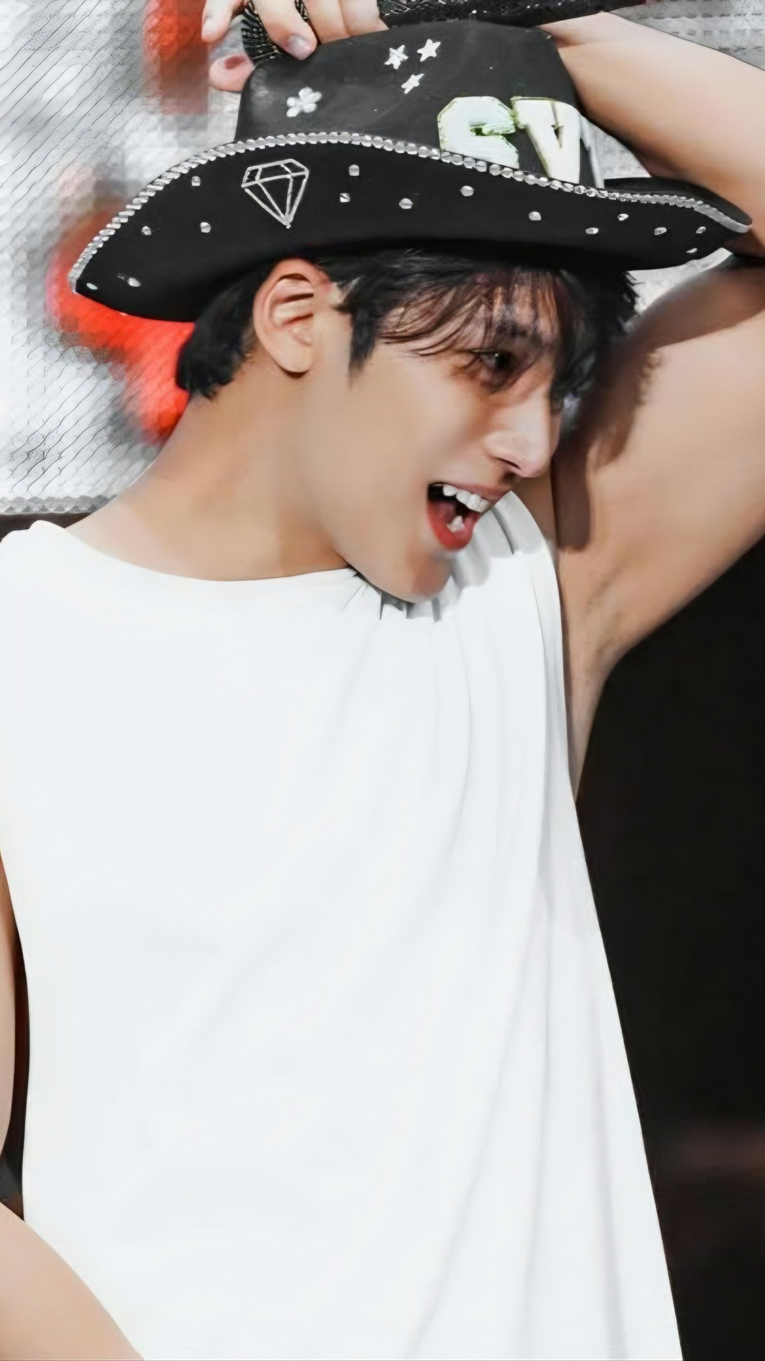 Latest photo of Mingyu (SEVENTEEN)