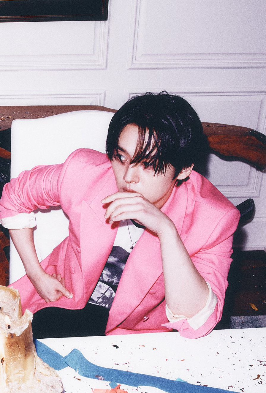 Hot post catching attention from 리노 (Stray Kids)'s fandom