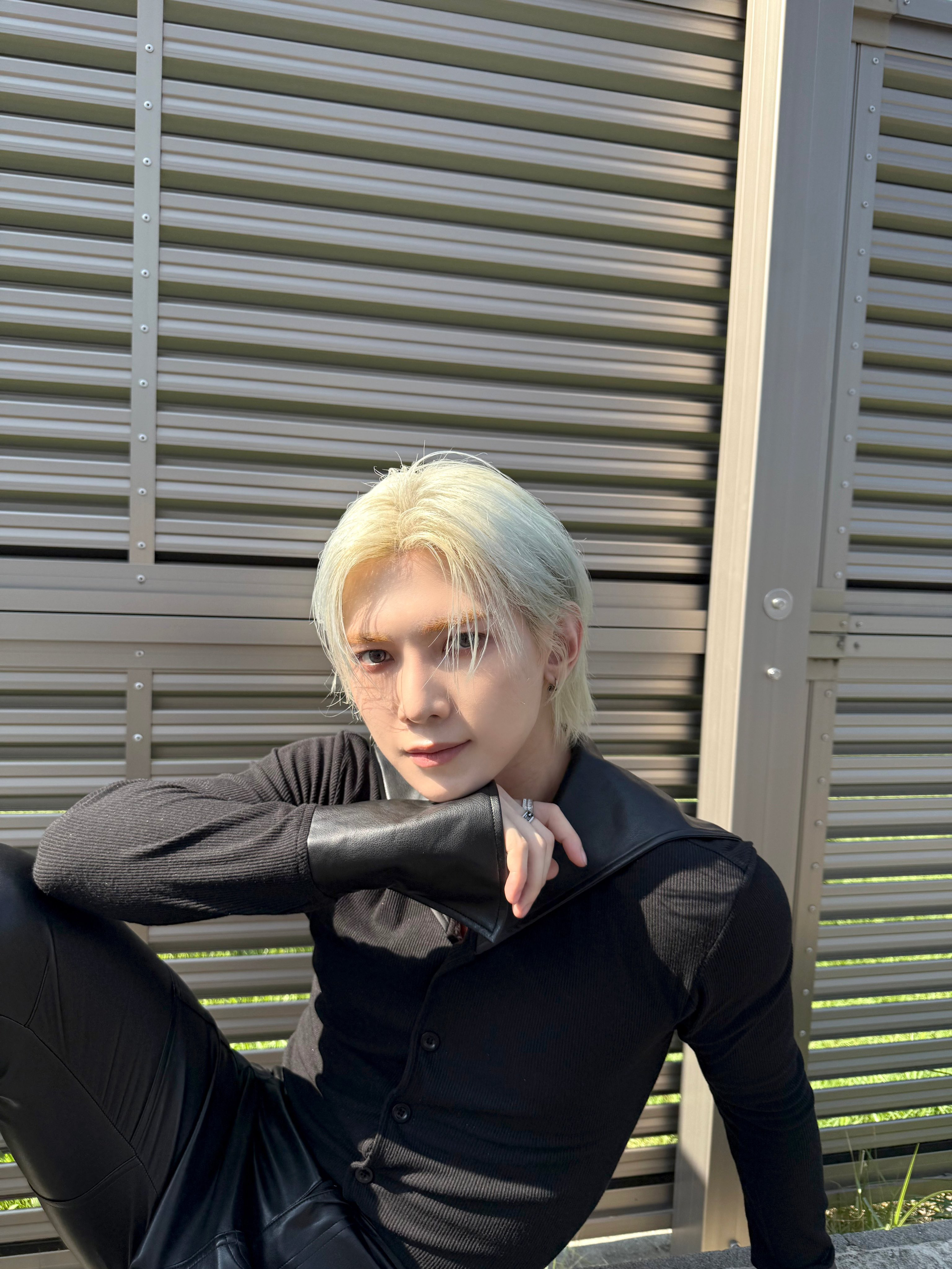 ATEEZ ヨサン アメリカ限定 Amazon.co.jp: ATEEZ OUTLAW アメリカ限定 Digipak ヨサン