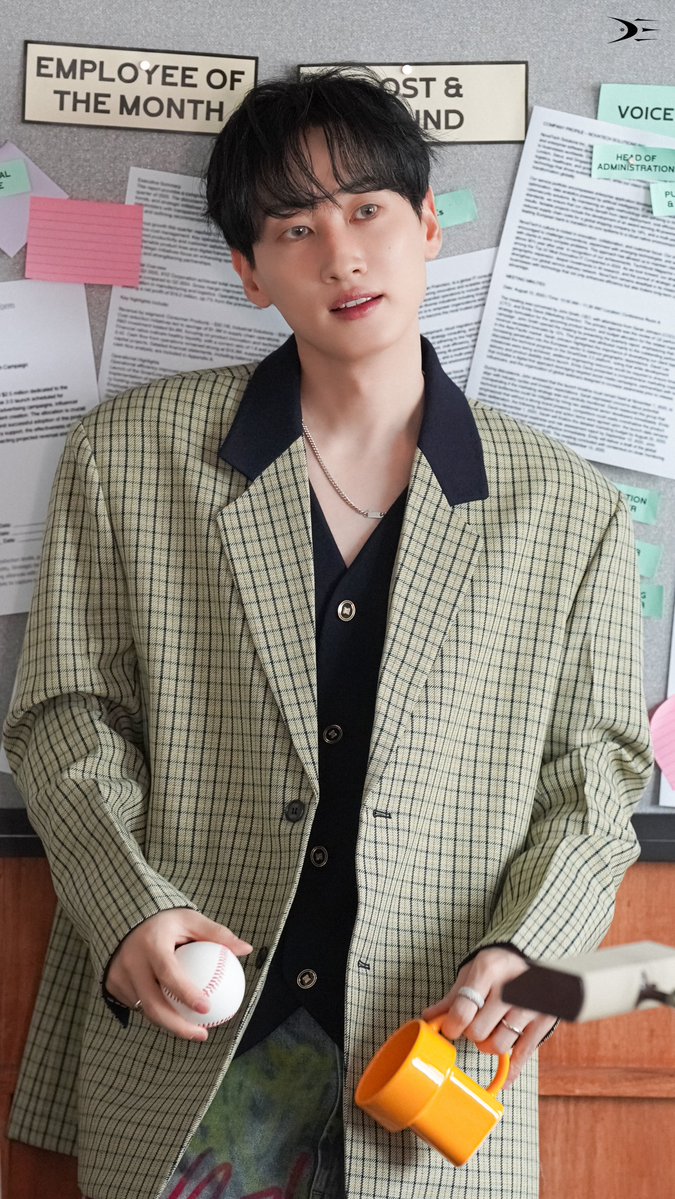 Recent activity shot of Eunhyuk (Super Junior)