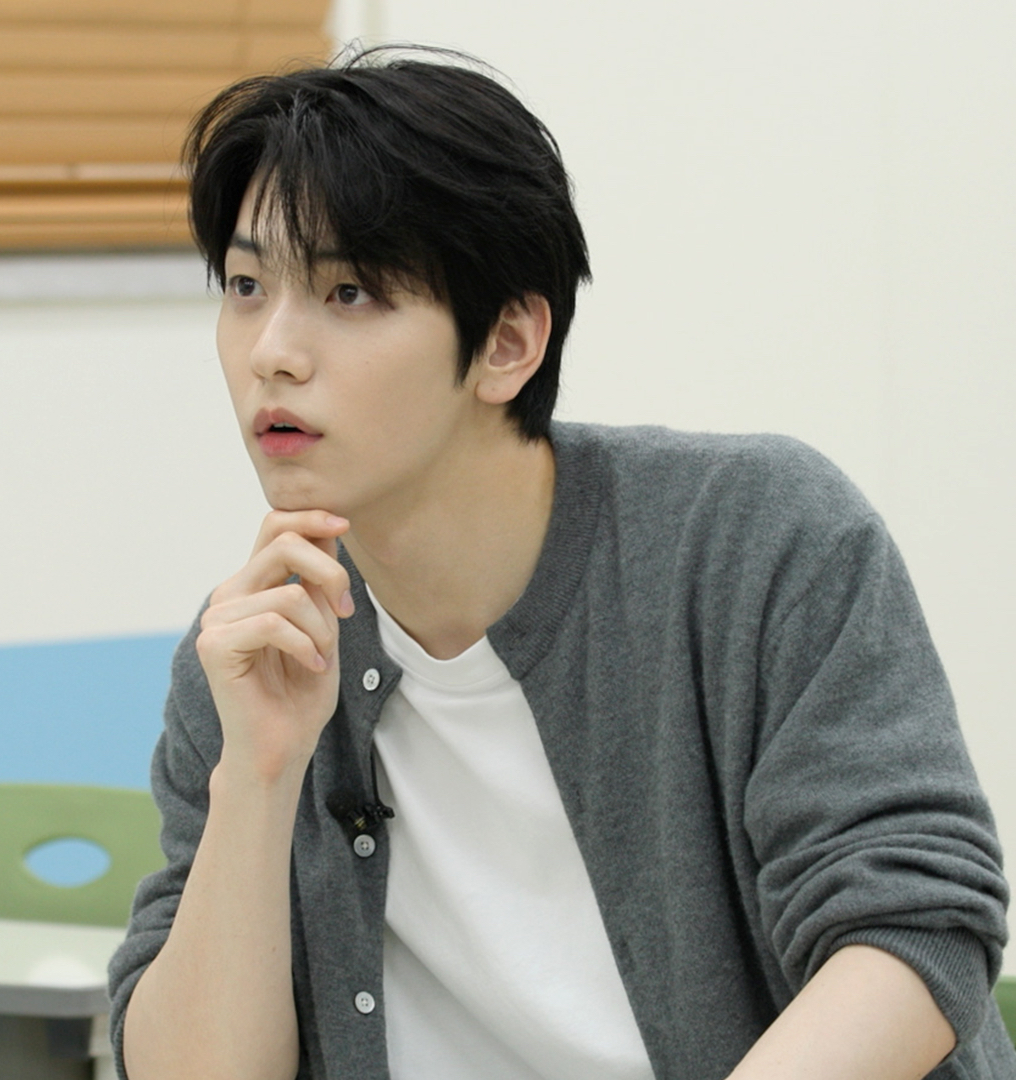A moment captured by Soobin (TOMORROW X TOGETHER)'s fan