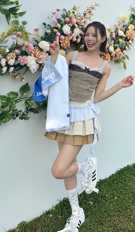 A moment captured by Mako (NiziU)'s fan