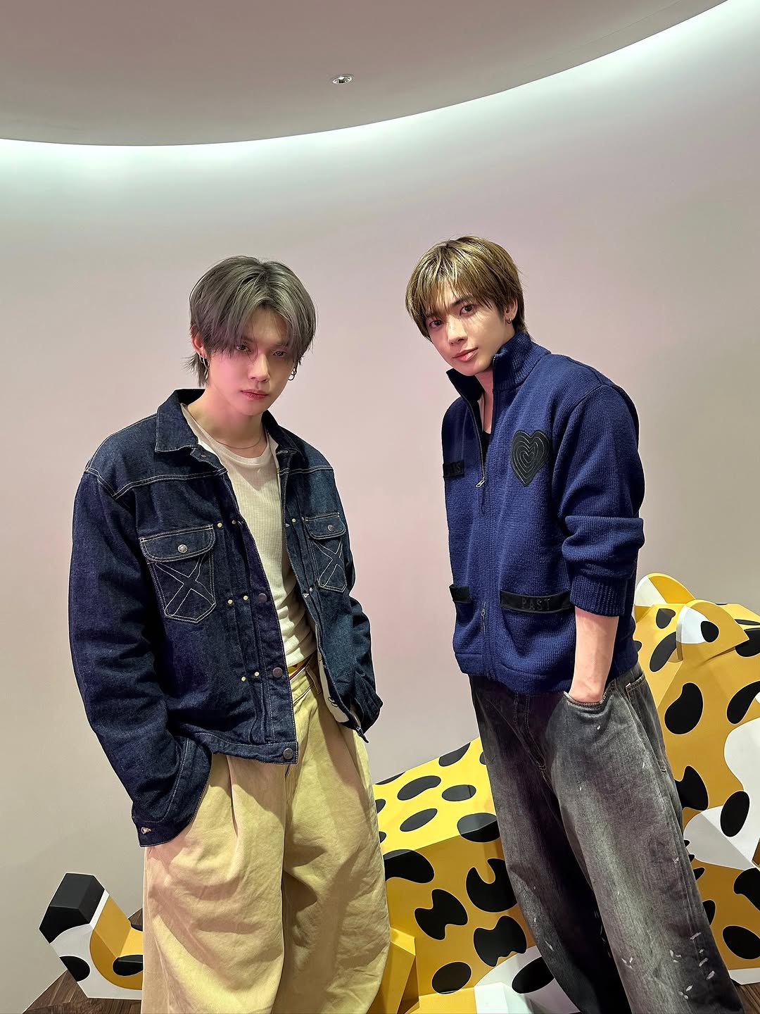 투모로우바이투게더 최근 활동샷