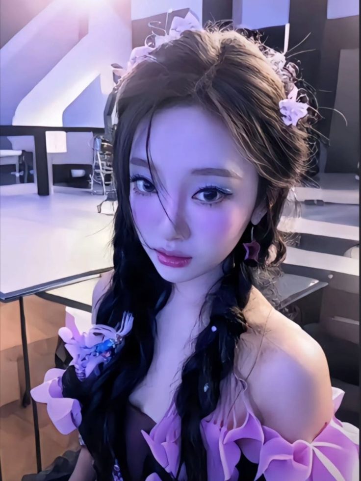 Foto terbaru Ningning (aespa)