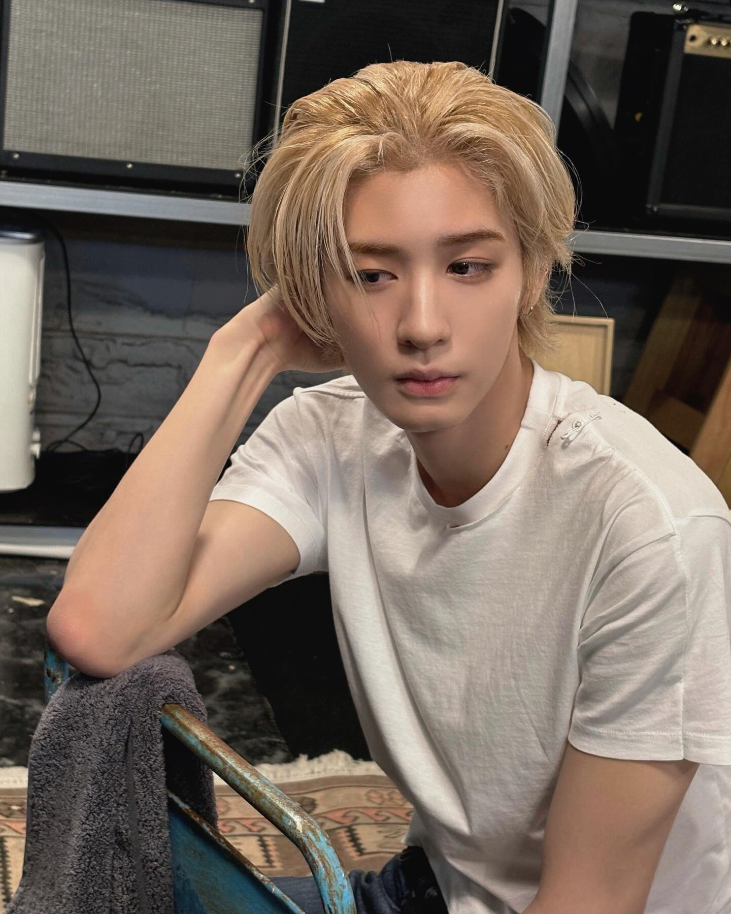 Behind-the-scenes cut of Leehan (BOYNEXTDOOR)
