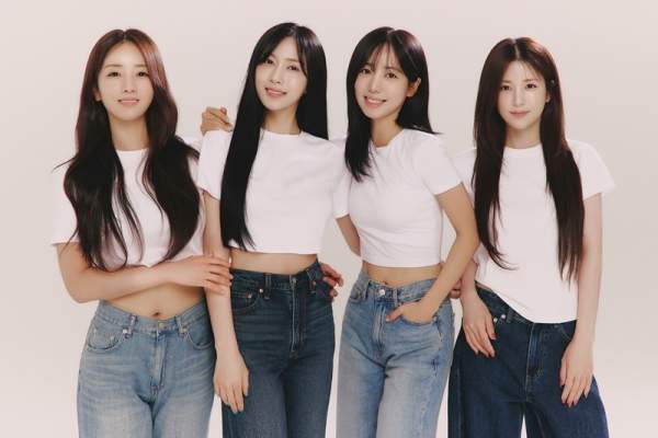 Latest photo of Apink