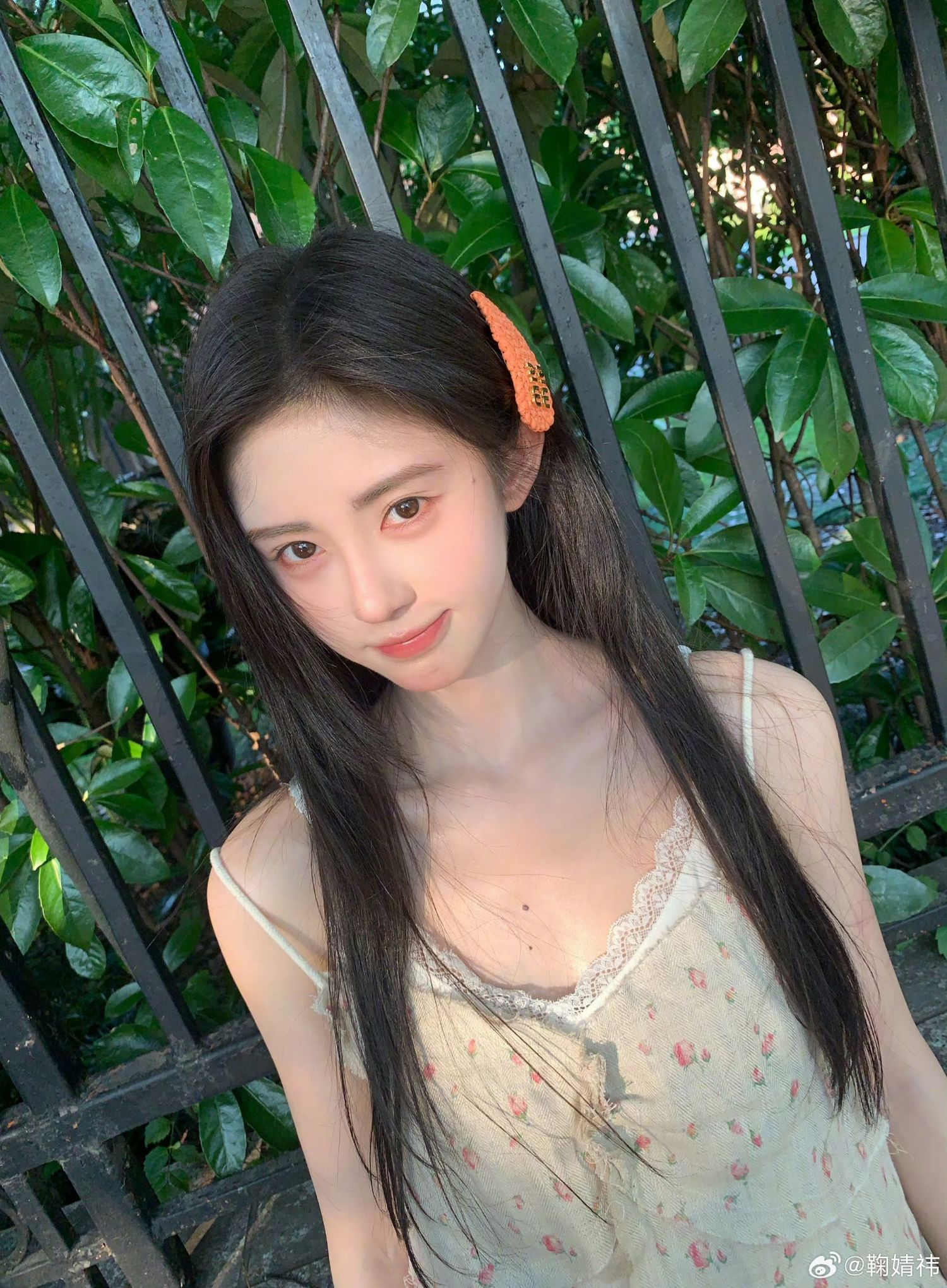 A moment captured by Ju Jingyi's fan