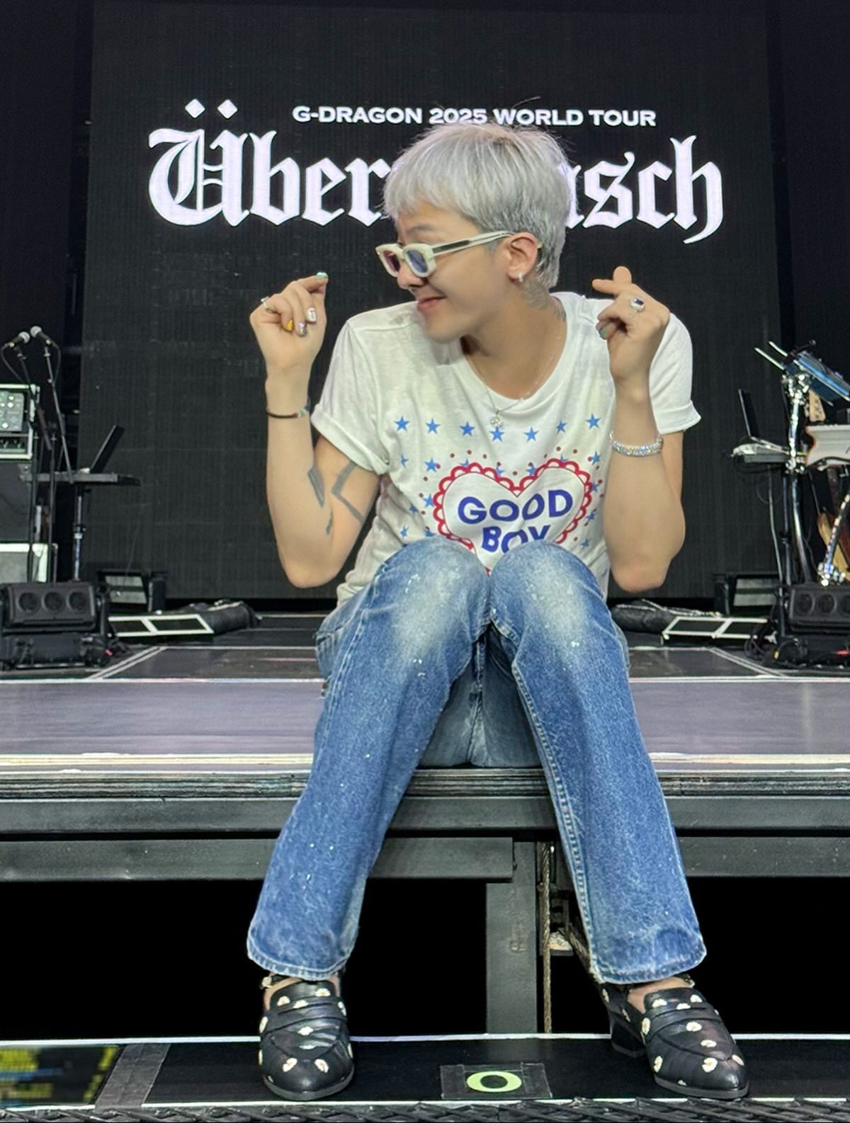 Momen yang diabadikan oleh penggemar G-DRAGON (BIGBANG)