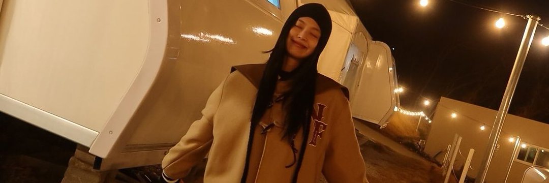 Recent activity shot of Jennie (BLACKPINK)