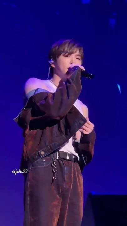 Today's most popular wallpaper in the Kang Daniel community