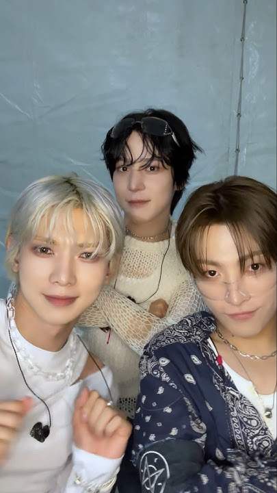 A heartfelt wallpaper shared by ATEEZ's fans