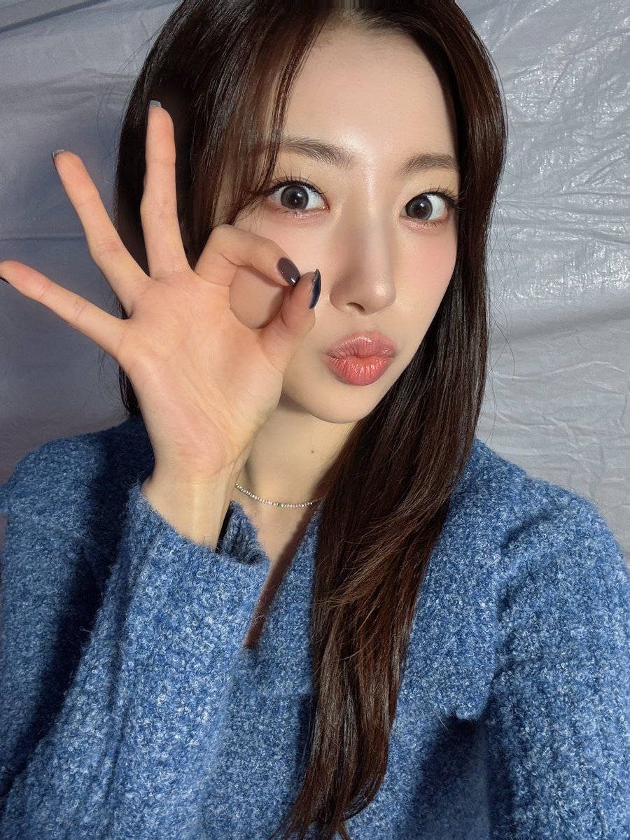 A moment captured by H1-KEY's fan