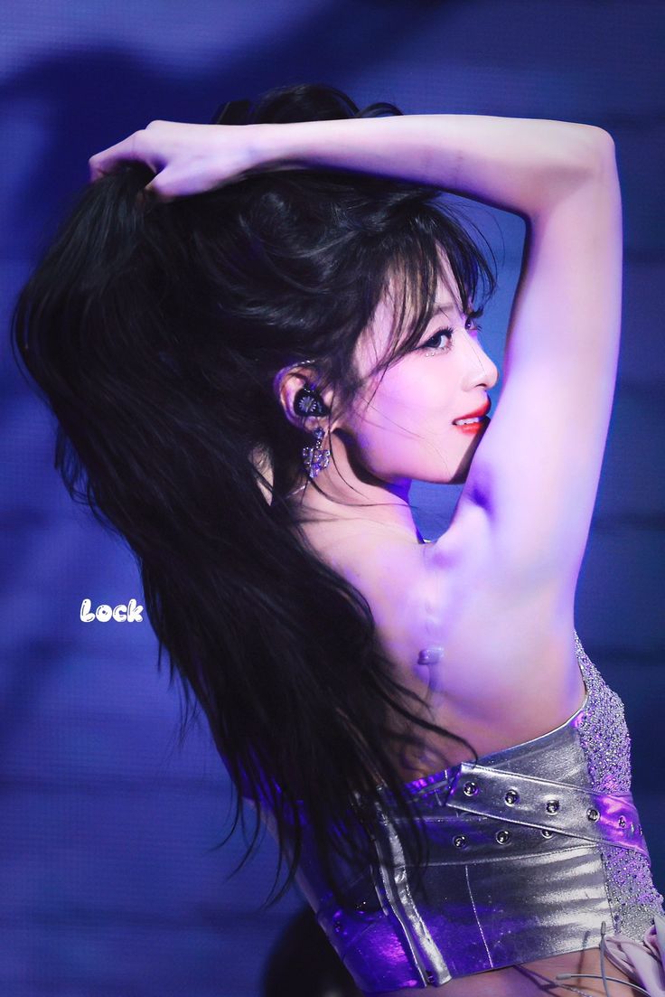 Foto terbaru Ahyeon (BABYMONSTER)