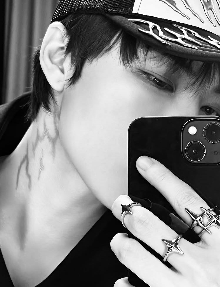 A moment captured by Junghoon (Xikers)'s fan