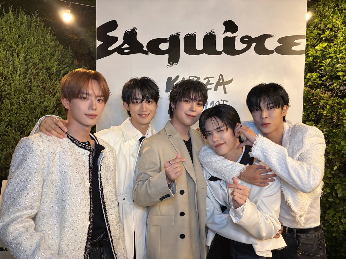Latest photo of VERIVERY