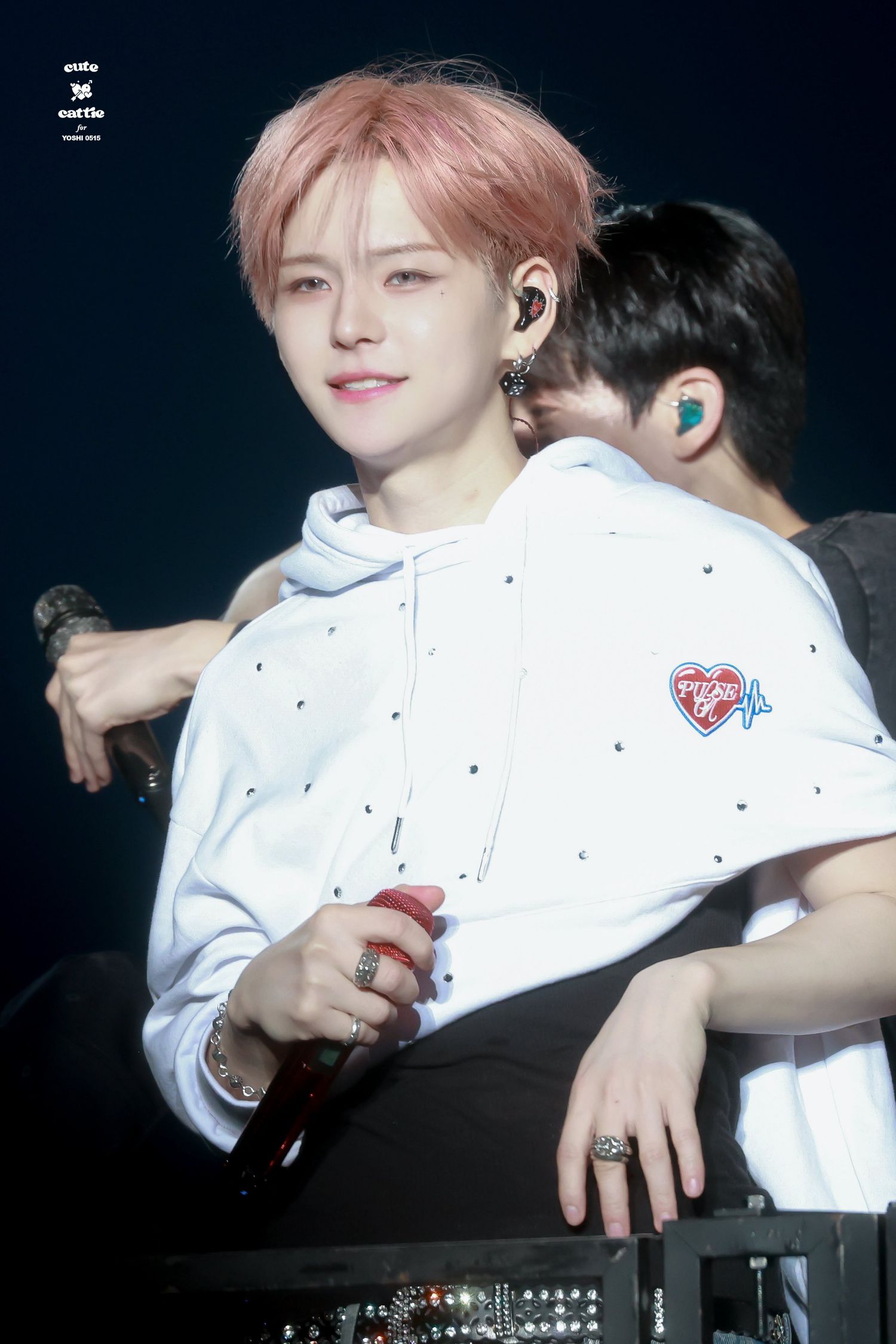 Latest photo of Yoshi (TREASURE)