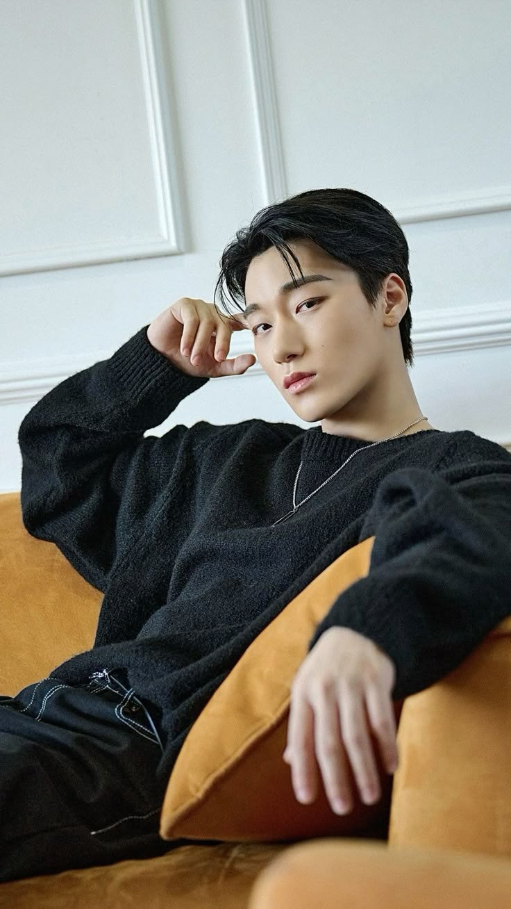 Behind-the-scenes cut of San (ATEEZ)