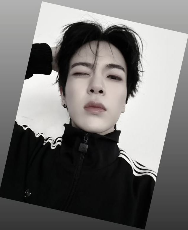 Behind-the-scenes cut of Lee Junhyuk (POLARIX)