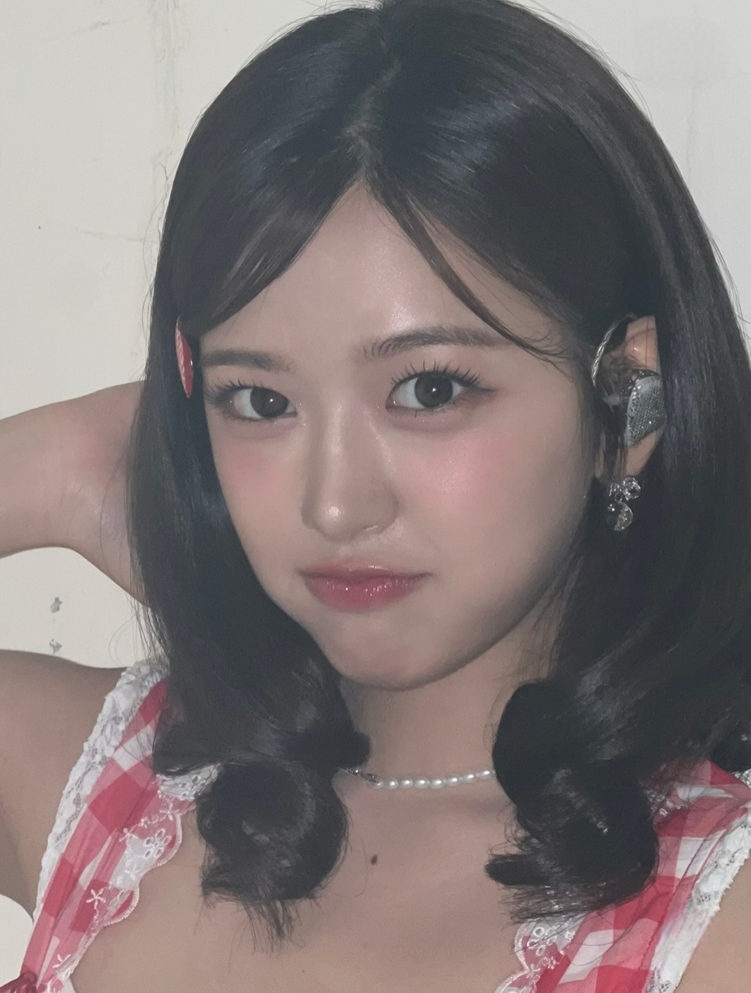 Recent activity shot of An Yujin (IVE)