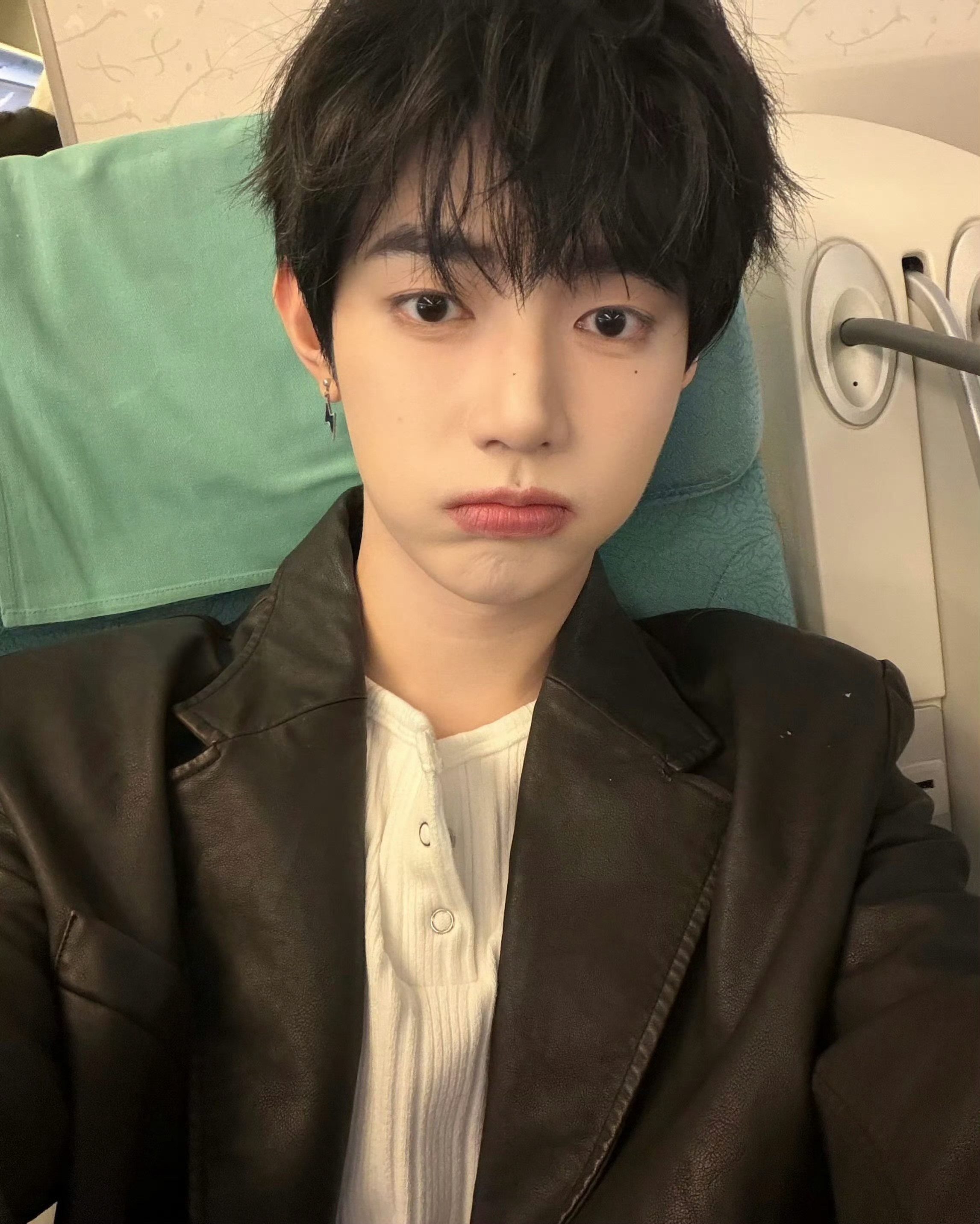 A moment captured by Zhang Hao (ZEROBASEONE)'s fan