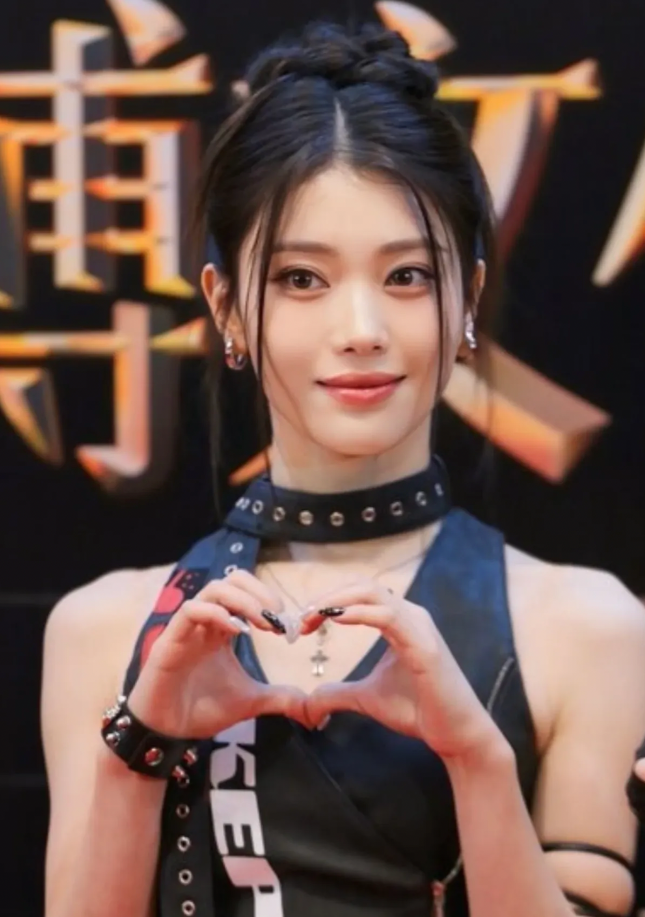 Behind-the-scenes cut of Xiao Ting (Kep1er)