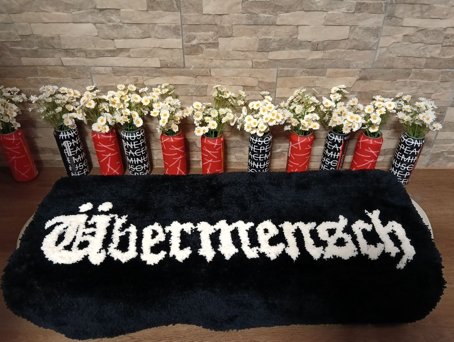 Recent activity shot of G-DRAGON (BIGBANG)