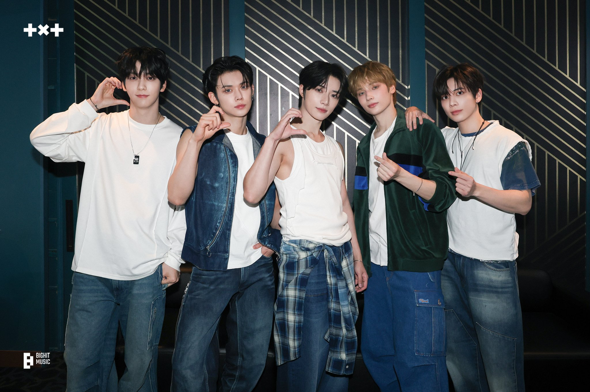A moment captured by Beomgyu (TOMORROW X TOGETHER)'s fan