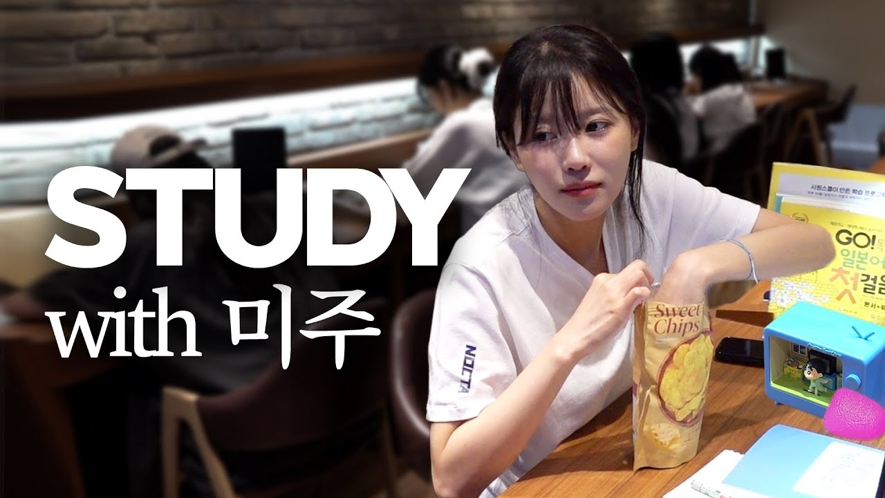 Behind-the-scenes cut of Lee Miju (Lovelyz)