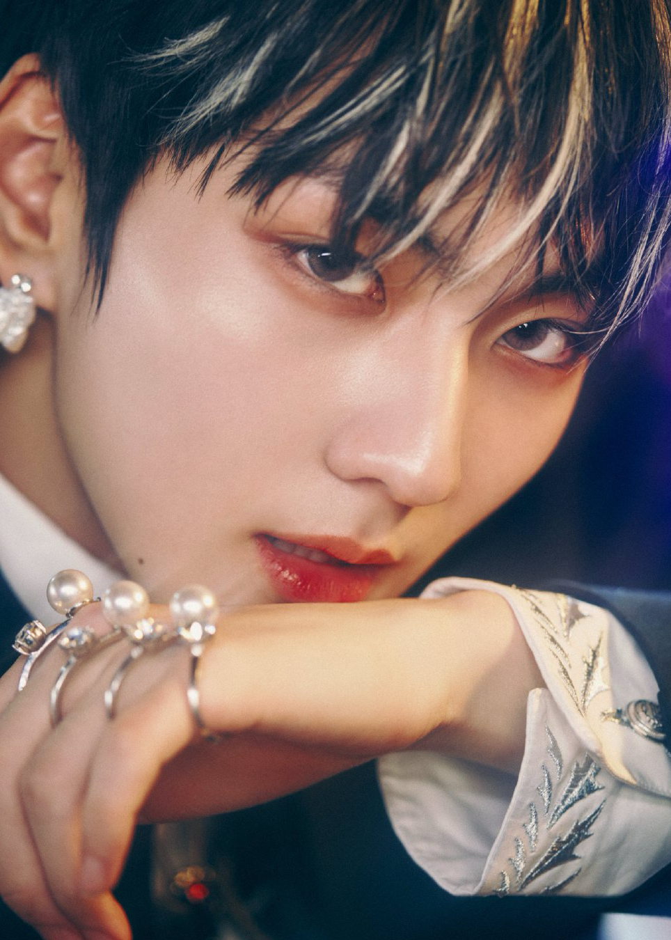 Recent activity shot of Jungwon (ENHYPEN)