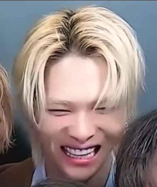 Latest photo of NI-KI (ENHYPEN)