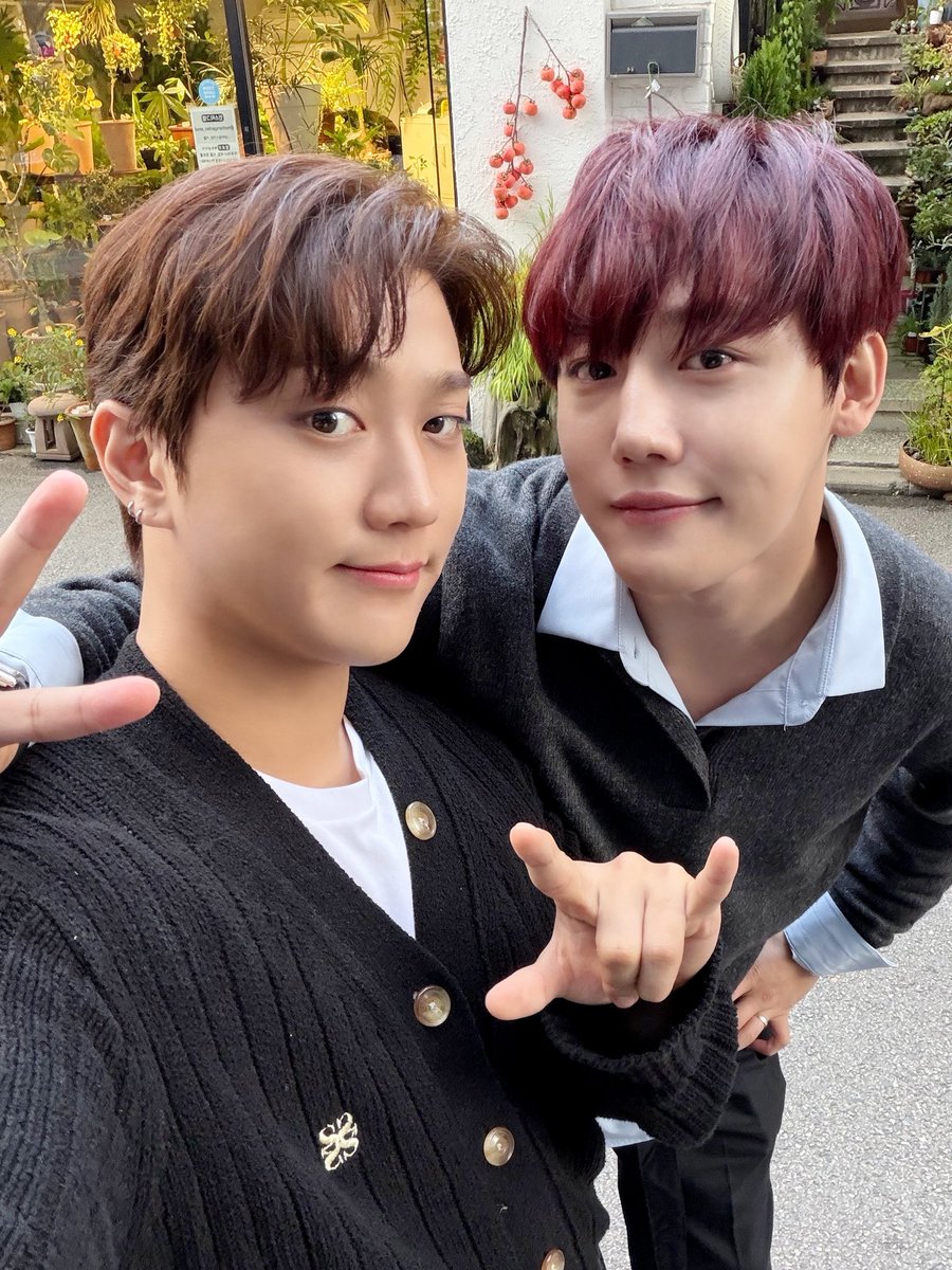 Recent activity shot of GoldenChild