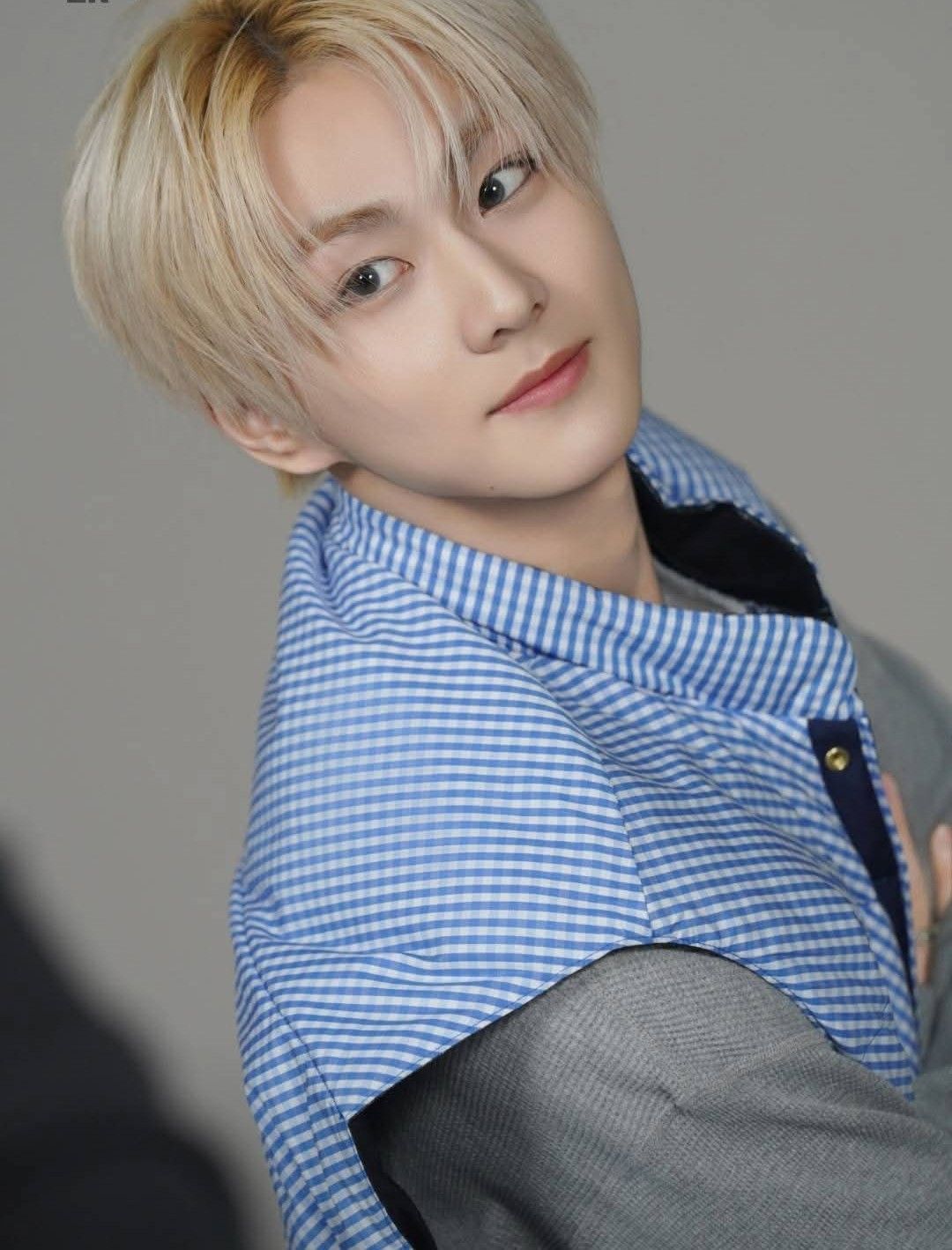 Behind-the-scenes cut of Jungwon (ENHYPEN)