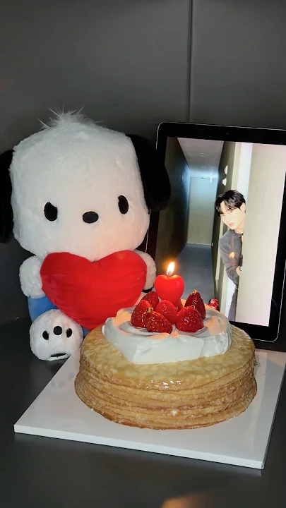 Recent activity shot of Kim Junseo (ALPHA DRIVE ONE)