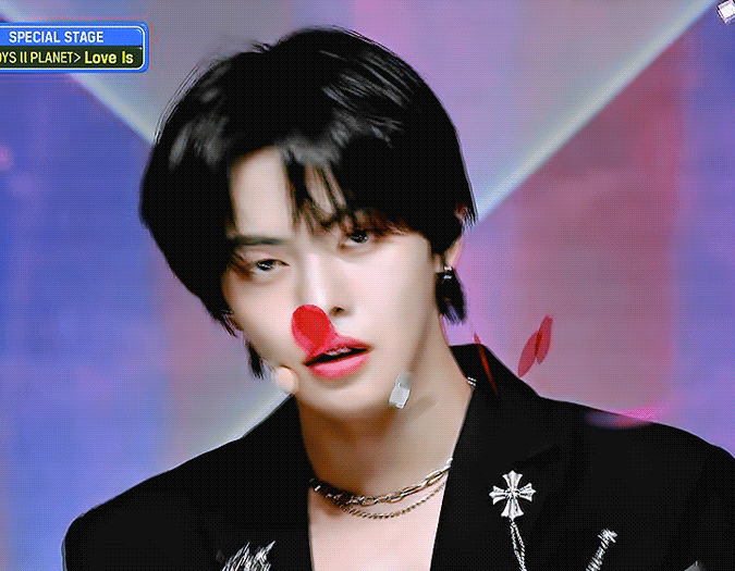 Recent activity shot of Lee Leo