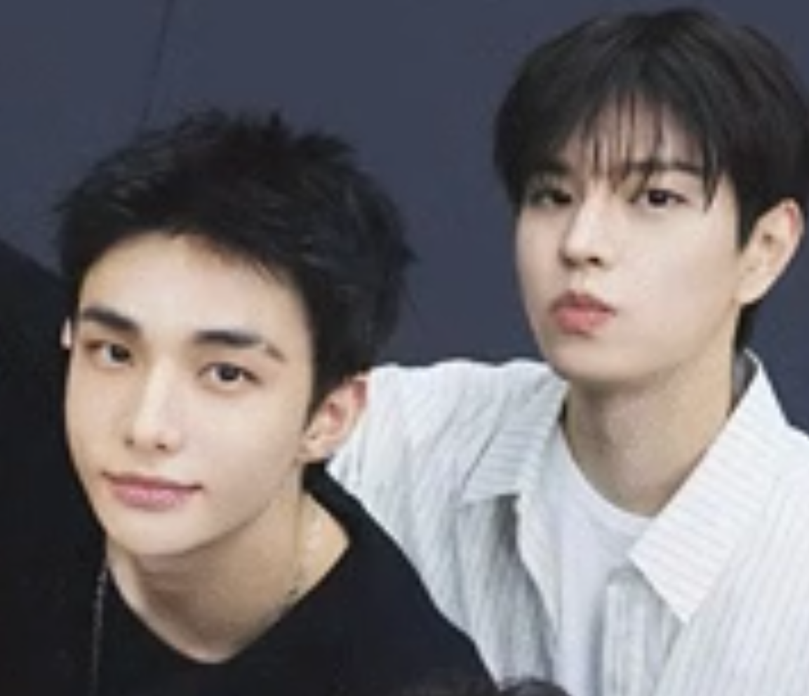 A moment captured by Hyunjin (Stray Kids)'s fan
