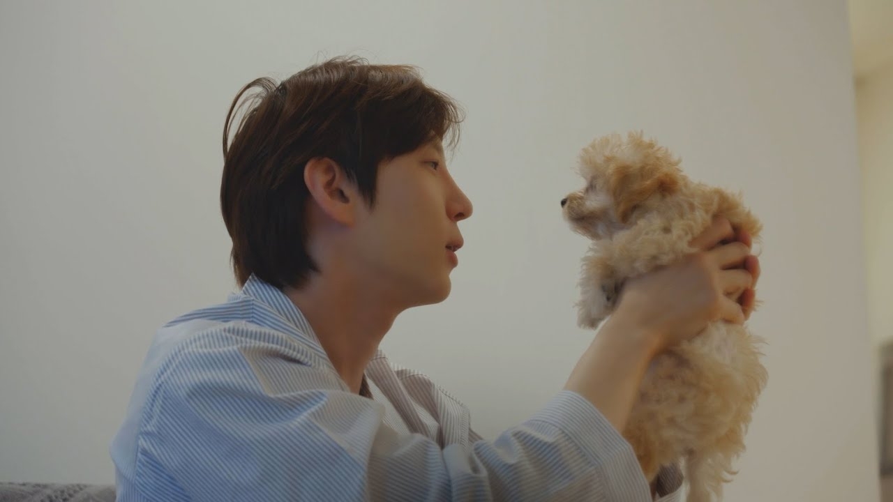 A moment captured by VIXX's fan