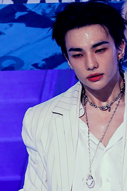 A moment captured by Hyunjin (Stray Kids)'s fan