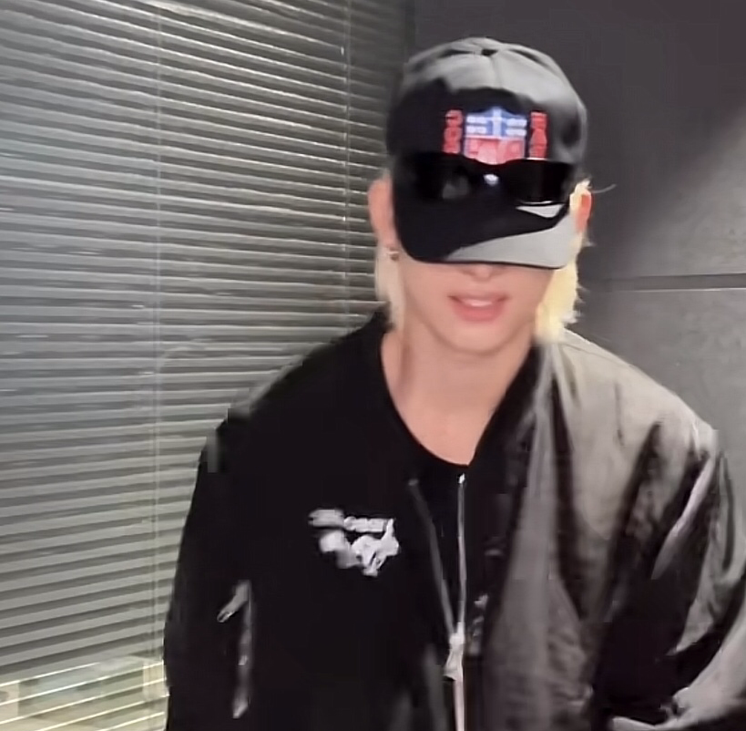 NI-KI (ENHYPEN)的最新照片