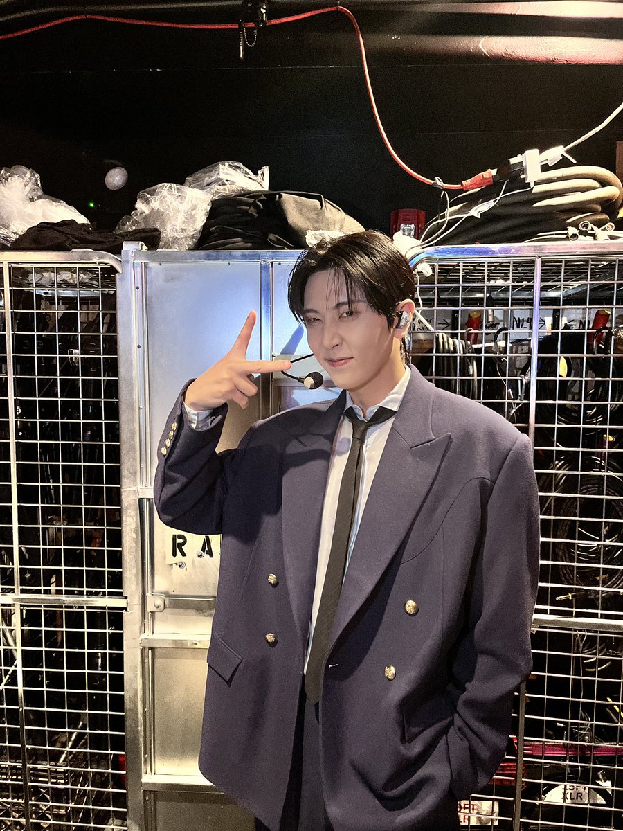 A moment captured by SF9's fan