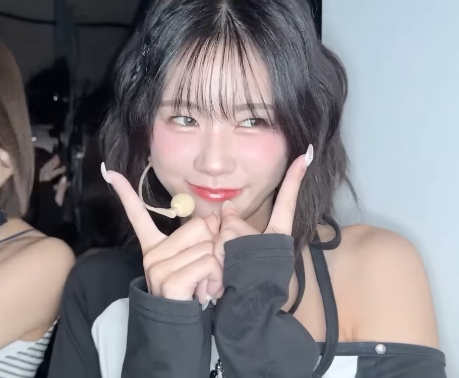 사사키 코코나 (ME:I)의 비하인드 컷