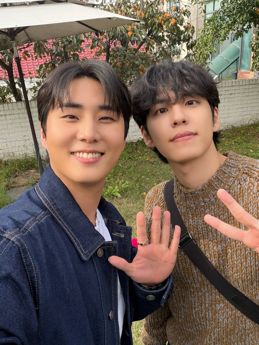 A moment captured by DAY6's fan