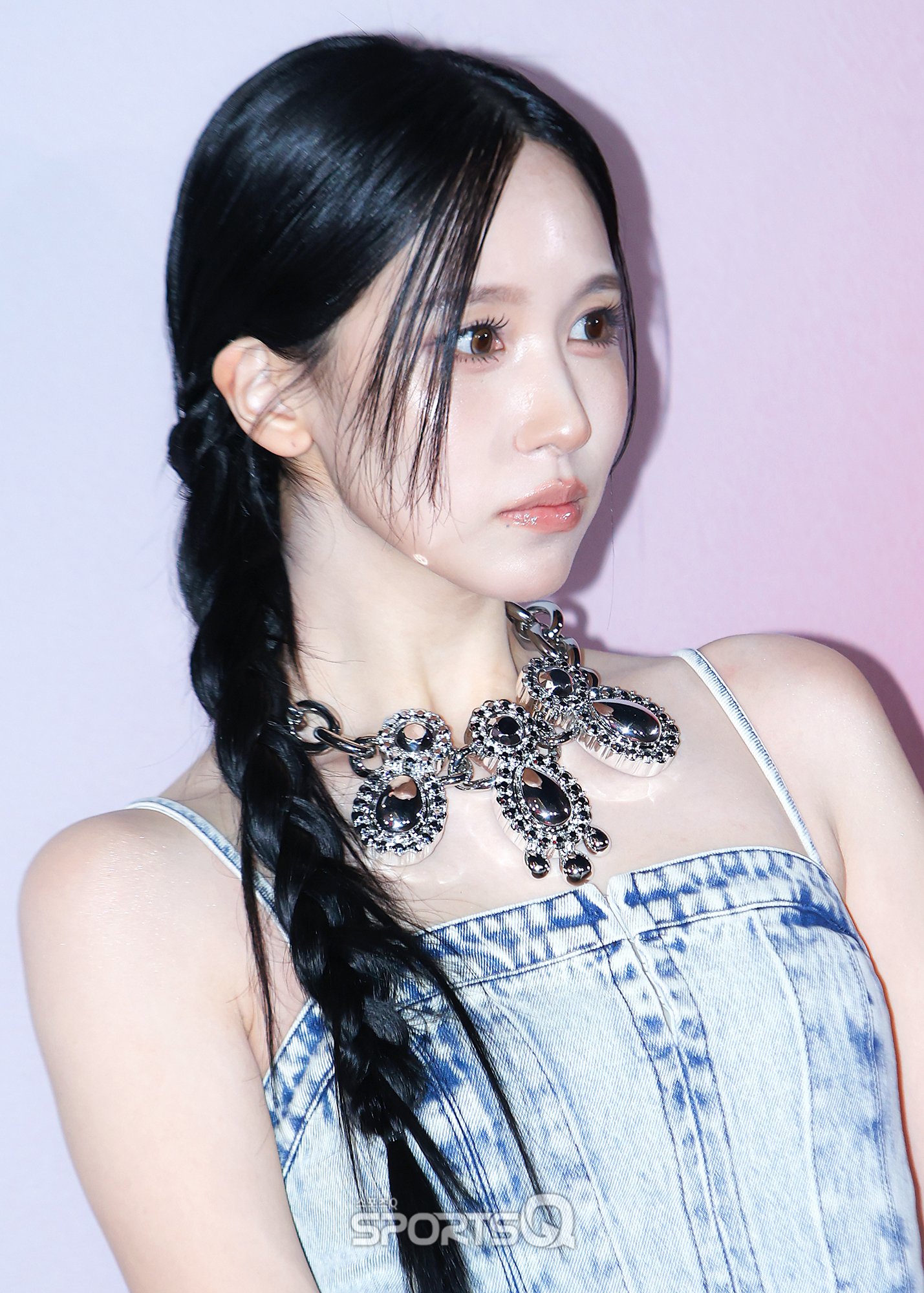 A moment captured by Mina (TWICE)'s fan